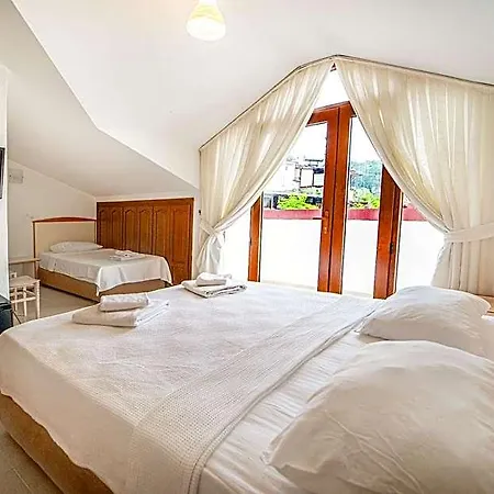 Hotel Suzanne & Restaurant 3*
