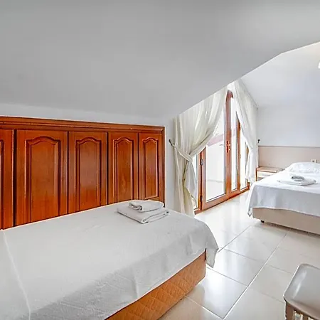 Hotel Suzanne & Restaurant 3*