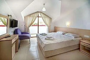 Hotel Suzanne & Restaurant 3*